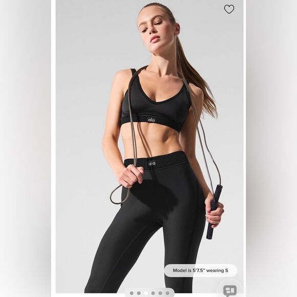 ALO Yoga Other - ALO Yoga Black Sports Bra and Leggings Set